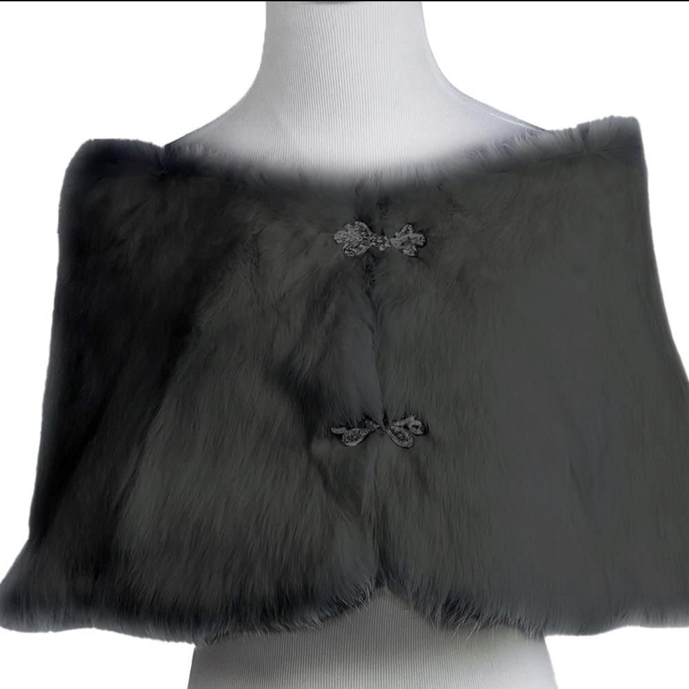198. NWT WOMENS SHERRILL & BROS. GRETA OSFM GENUINE RABBIT FUR STOLE